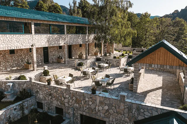 Eco-Luxury 4★ Tourist Complex for Sale – Kolašin — photo 5